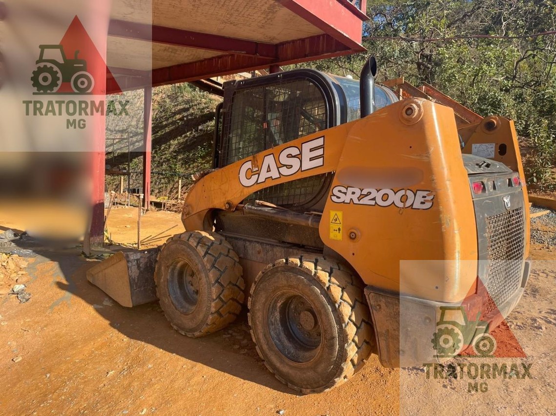 Case SR200 - 24/24 4