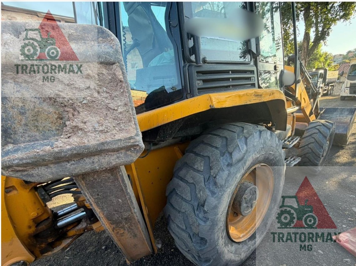 JCB 3CX - 17/17 2