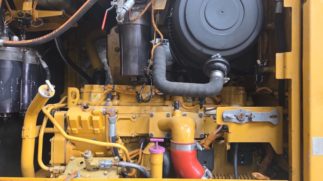 Caterpillar 140K - 19/19 4