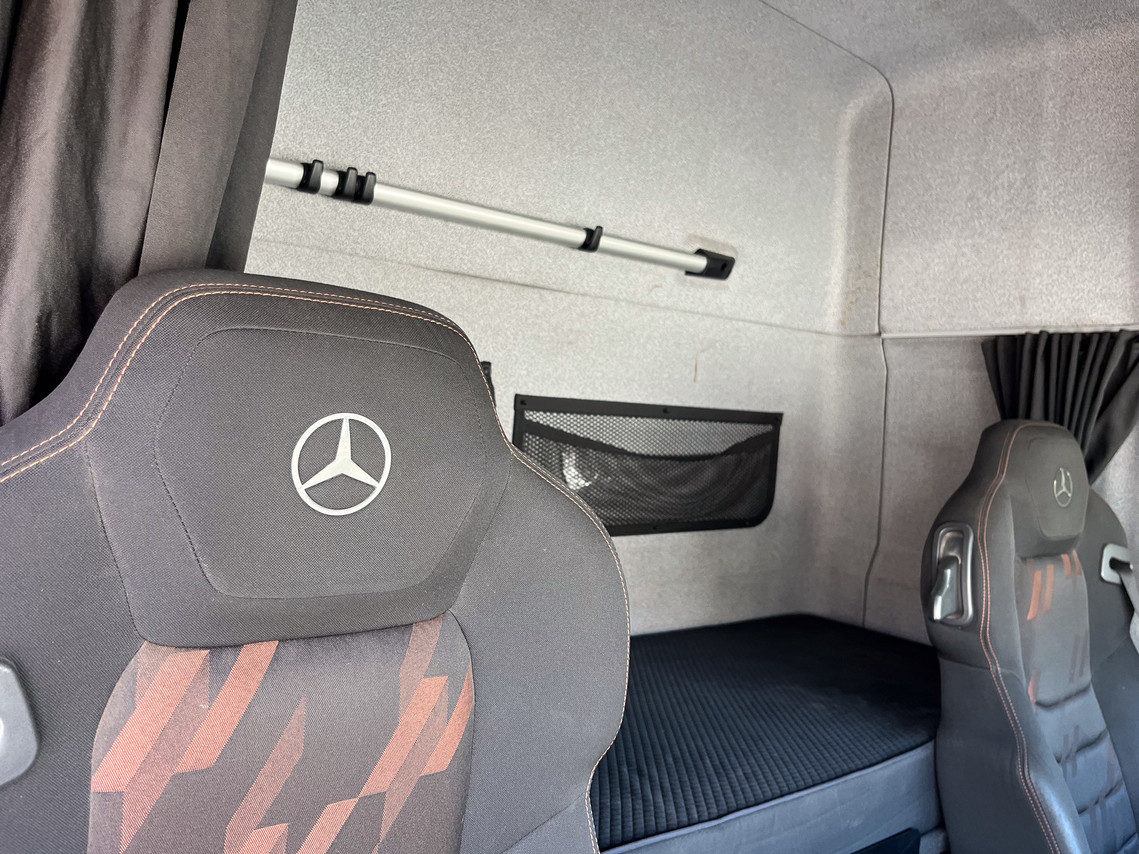Mercedes Benz MB 2041 - 19/19 11