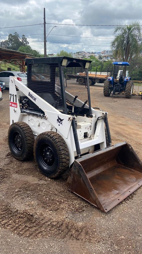 Bobcat 711 - 92/92 5