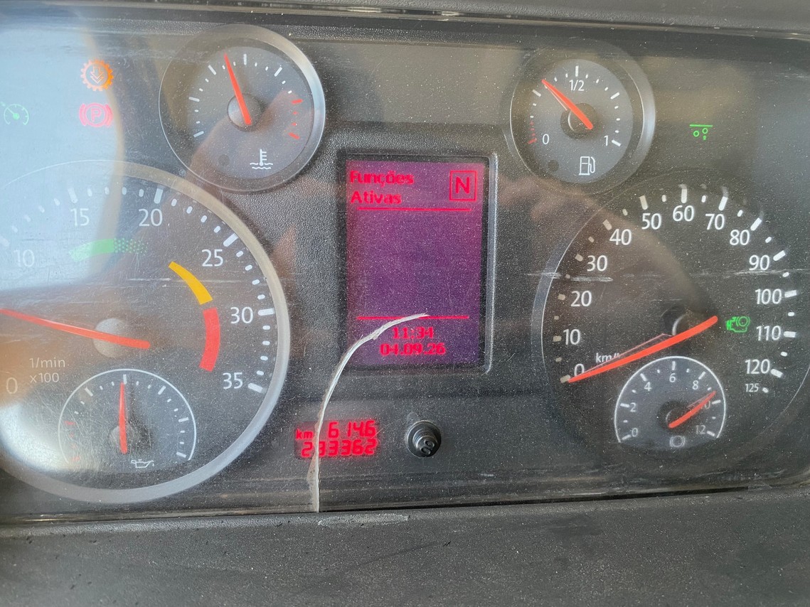 Volkswagen 24-280 E Constellation 6x2 - 17/18 12