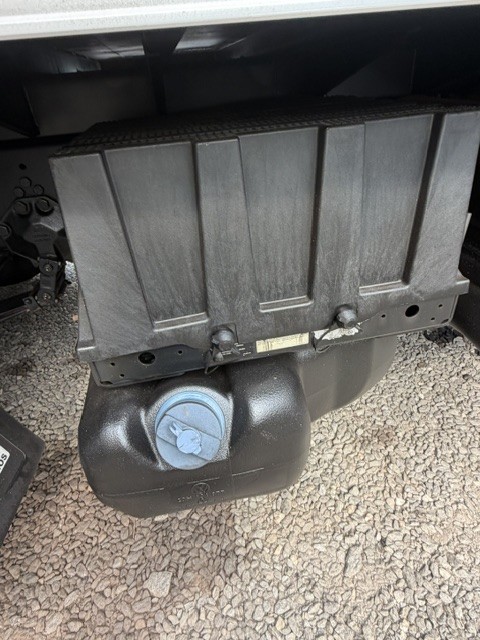 Volkswagen 30 320 - 23/23 4