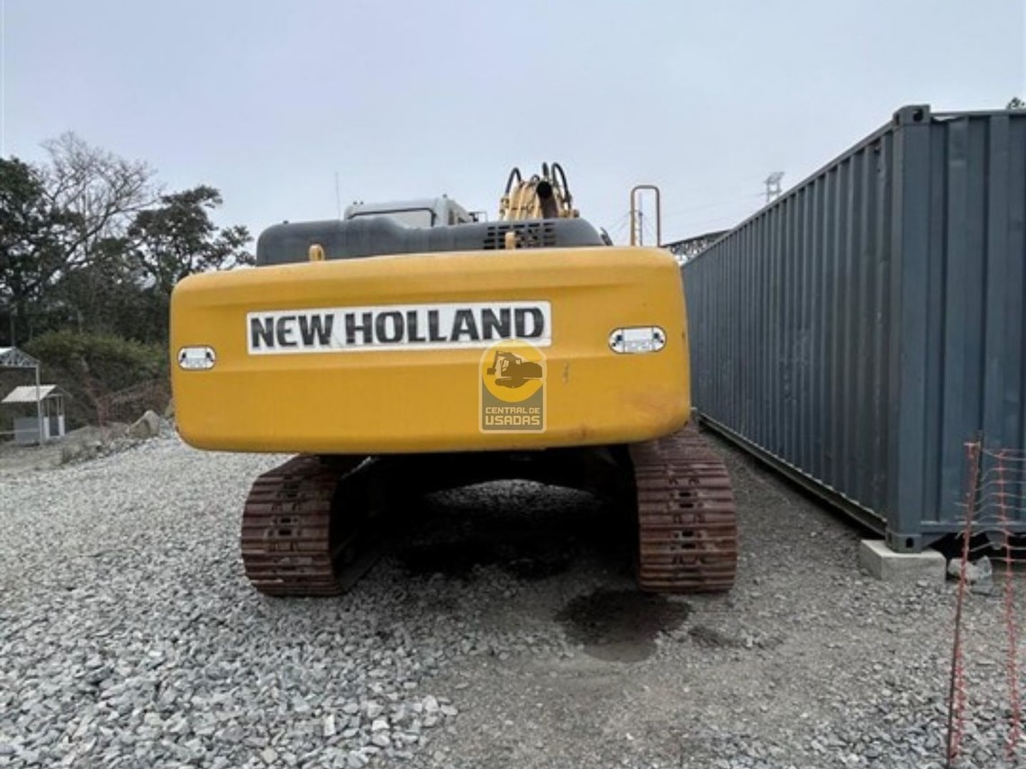 New Holland E385 - 12/12 6