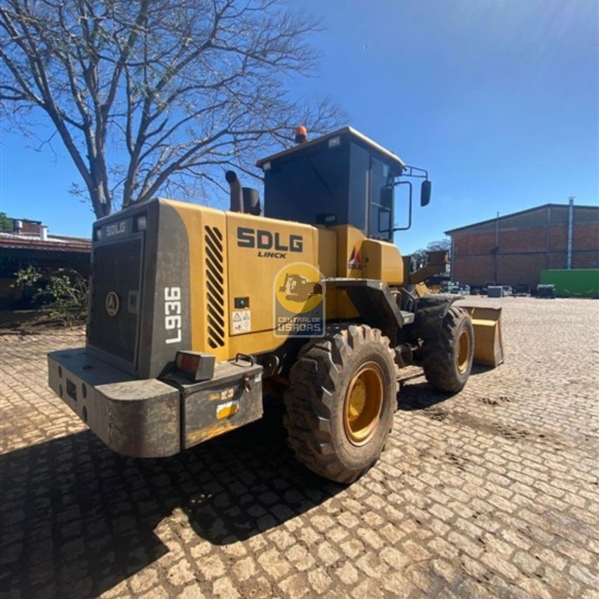 SDLG  LG936 - 18/18 11