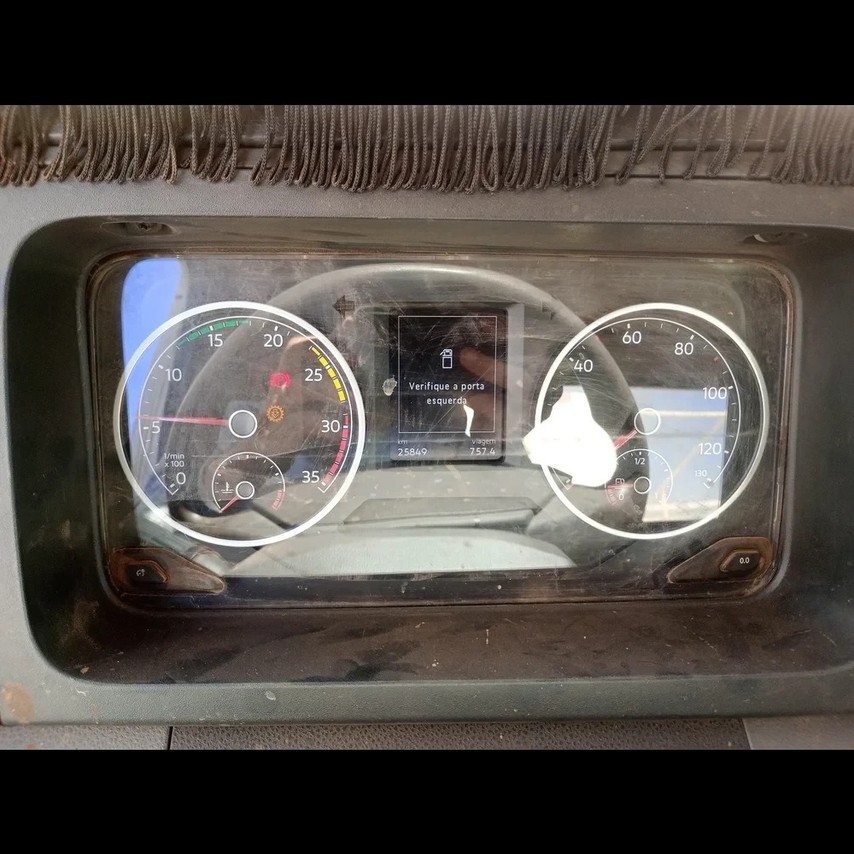 Volkswagen VW 27260 Constellation 6x4 - 24/25 4
