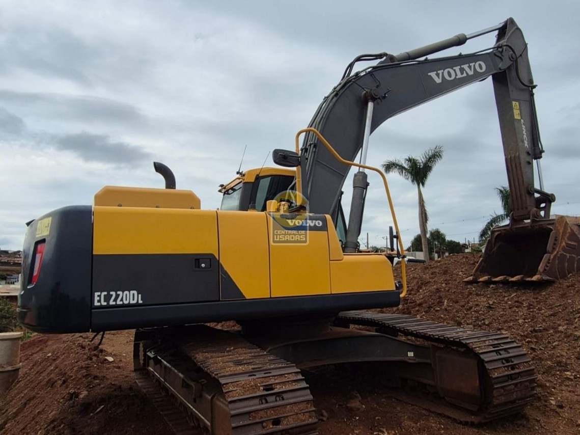 Volvo EC220D - 21/21 3