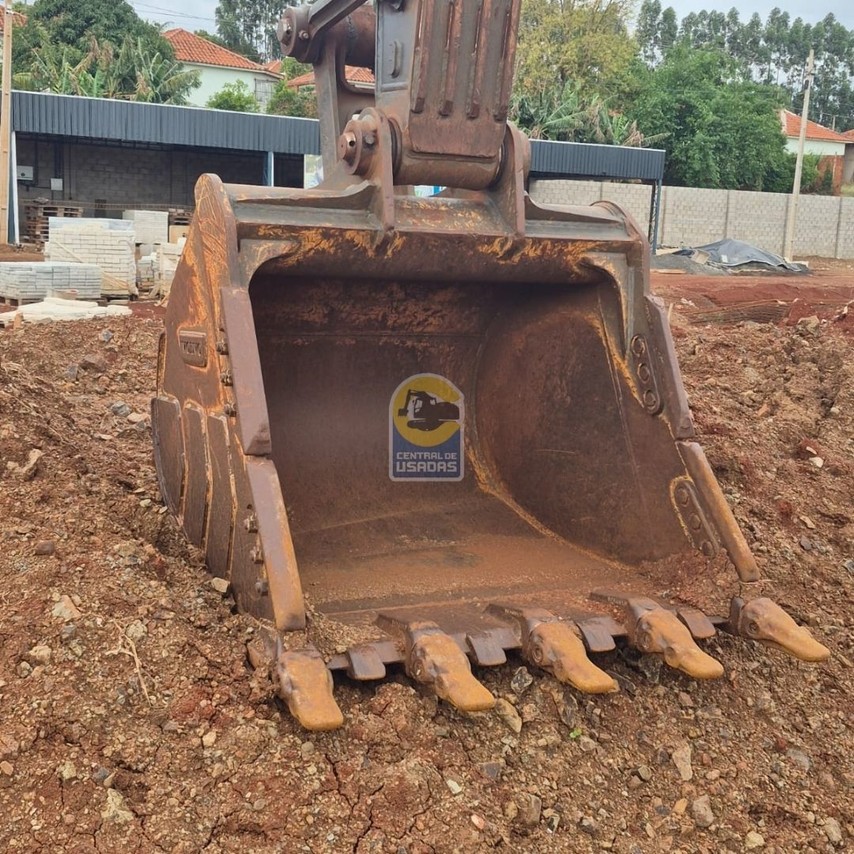 Volvo EC220D - 21/21 6