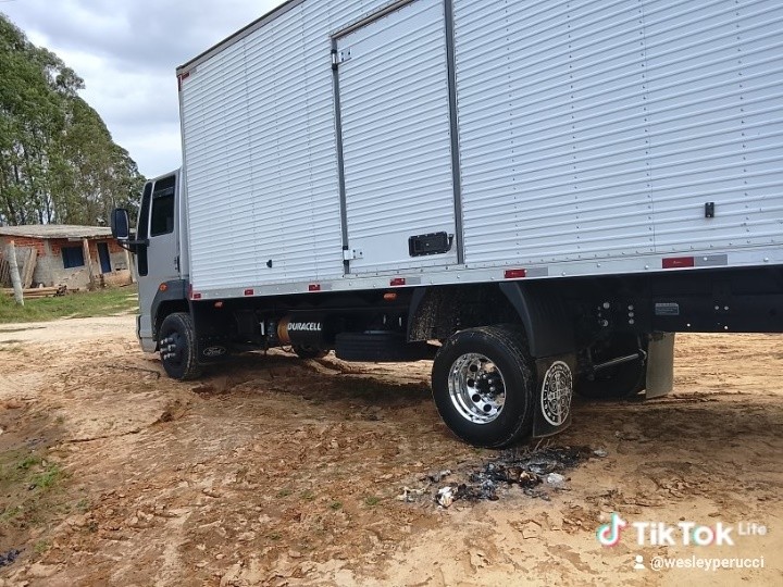 Ford Cargo1119 - 16/17 12