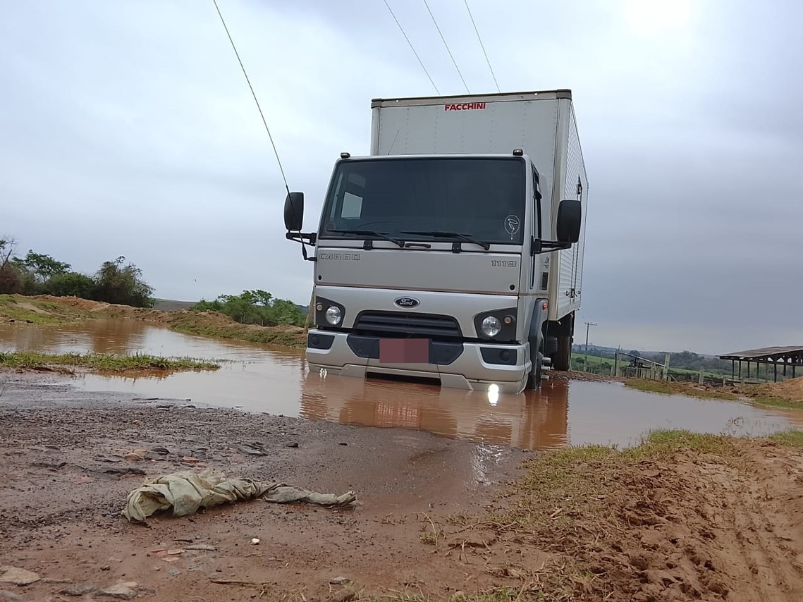 Ford Cargo1119 - 16/17 19