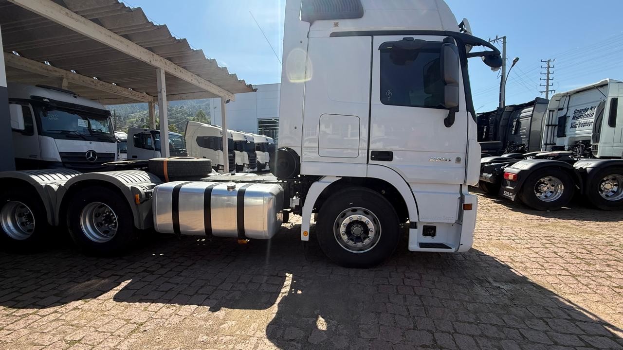 Mercedes Benz Actros 2651 - 19/19 13