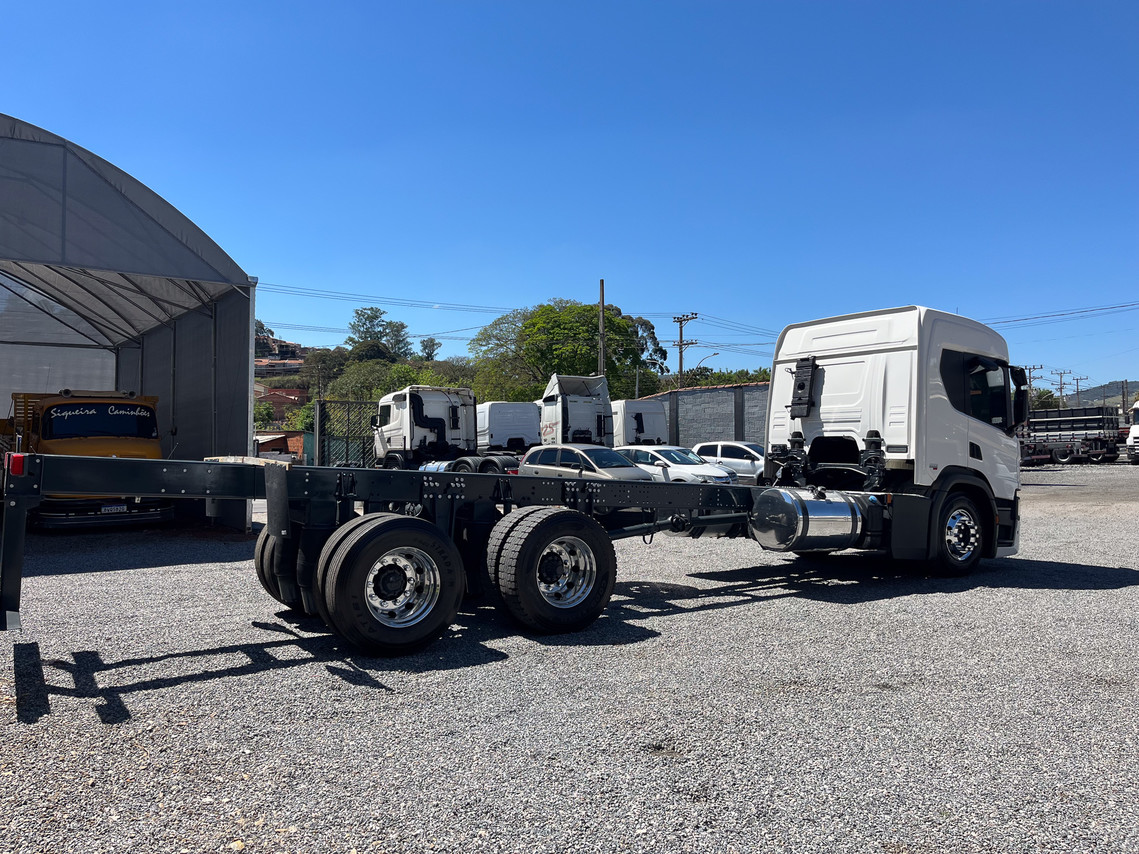 Scania P360 - 22/22 4