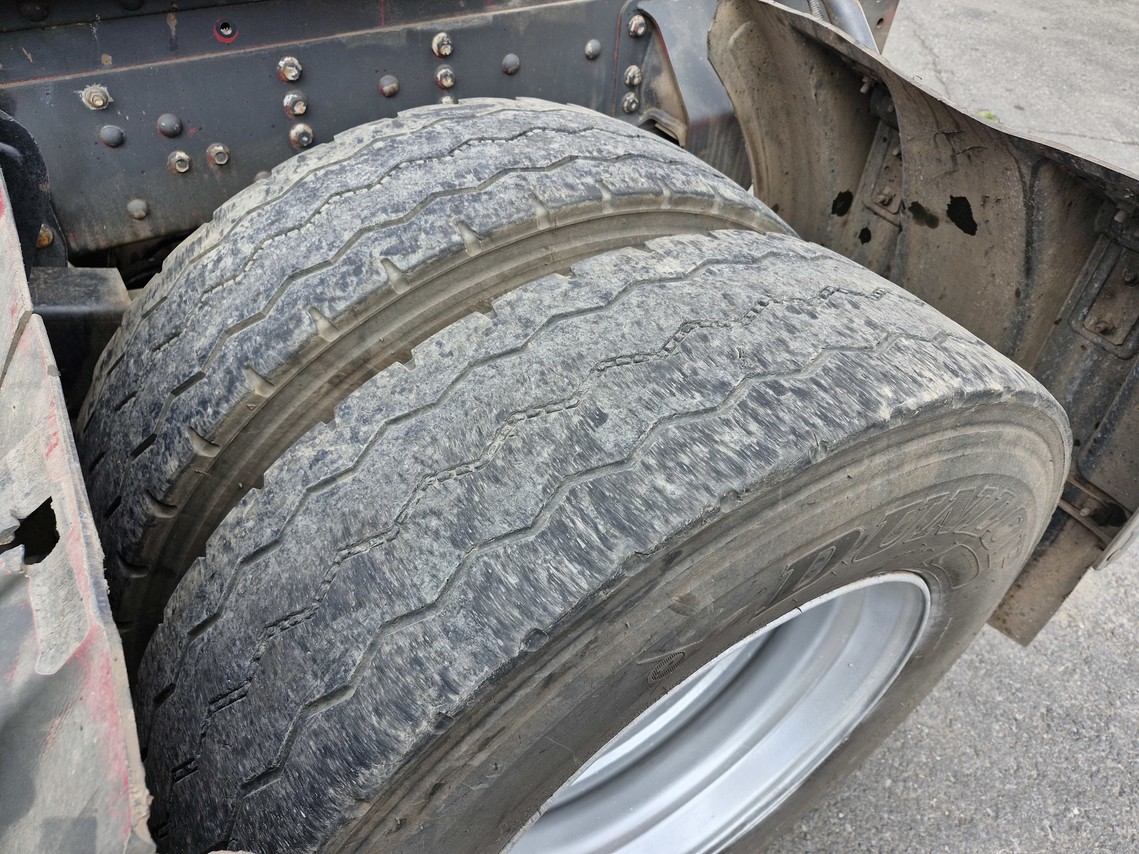 Iveco Stralis 440 - 14/14 4