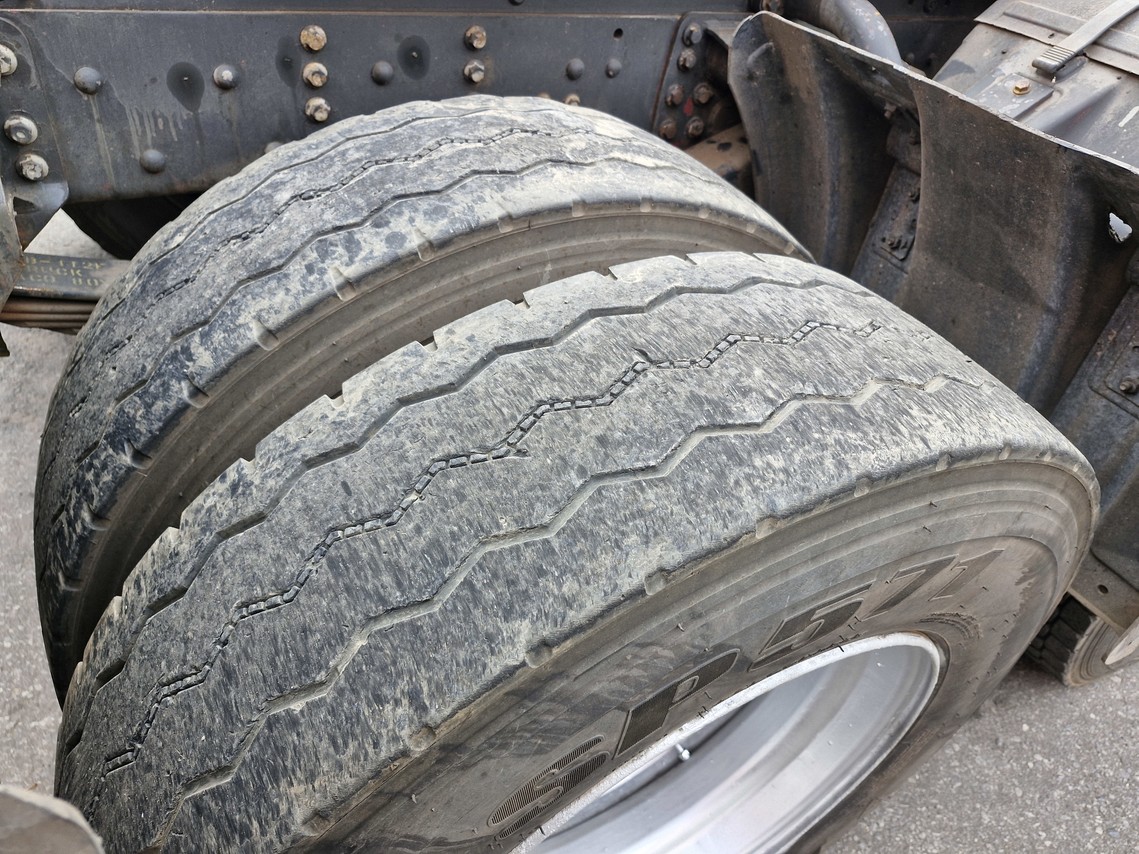 Iveco Stralis 440 - 14/14 9