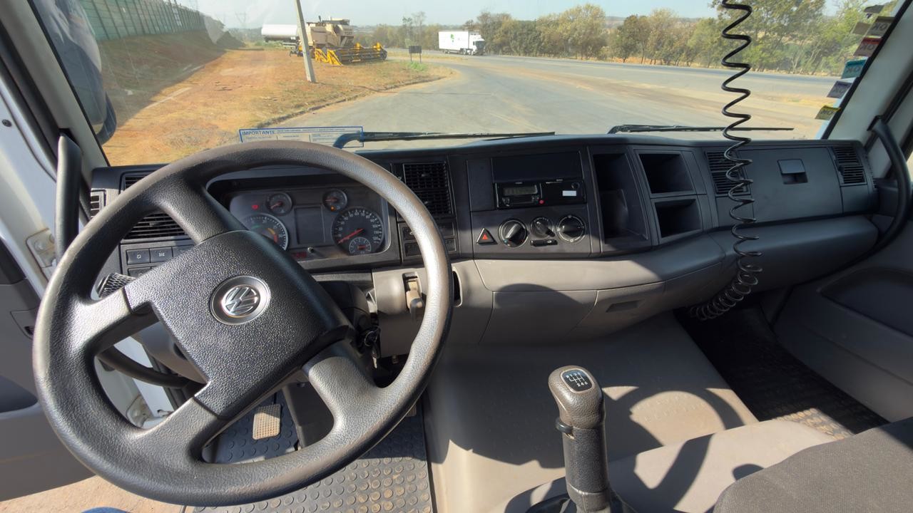 Volkswagen 17-260 Constellation Robust - 20/21 5