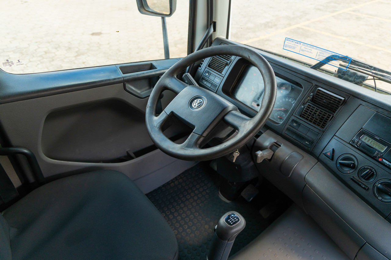 Volkswagen 17-260 Constellation Robust - 21/22 4