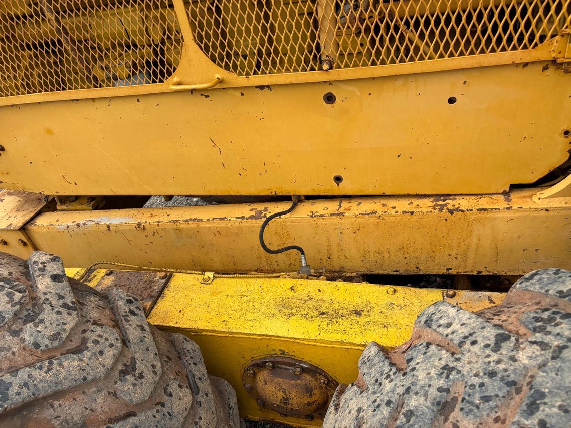 Caterpillar 120B - 76/76 3