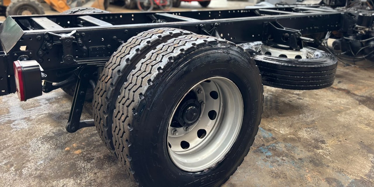 Mercedes Benz MB 1718 - 08/09 11