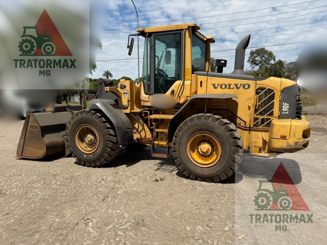 Volvo L90F - 15/15 10