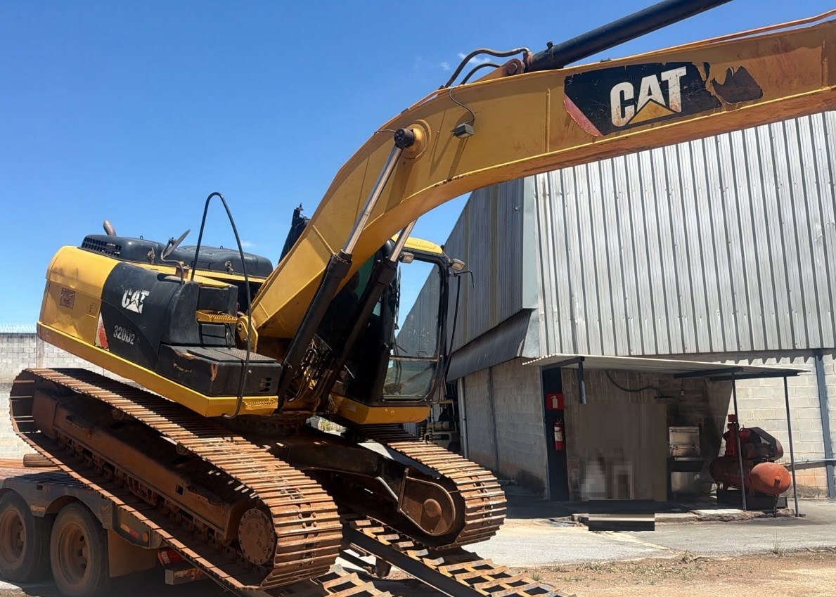 Caterpillar 320D2L - 15/15 3