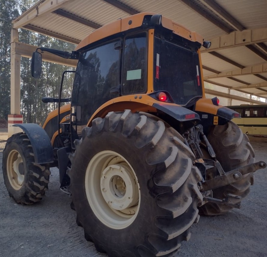 Valtra A124 - 20/20 3