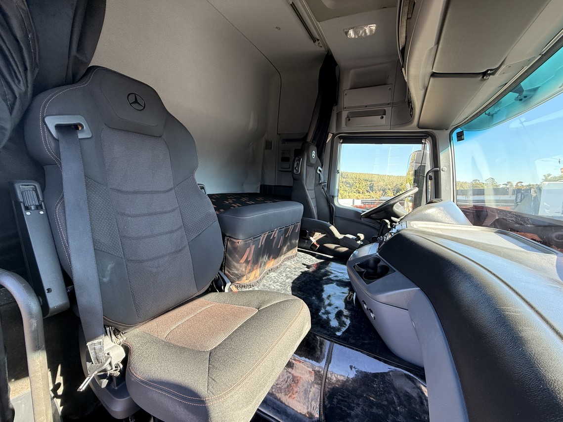 Mercedes Benz Actros 2546 - 18/19 15