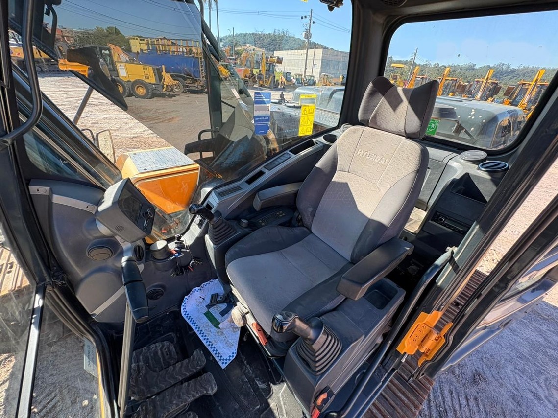 Hyundai R220 LC - 22/22 12
