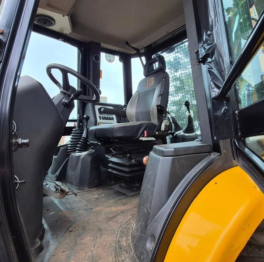 JCB 3CX - 21/21 3