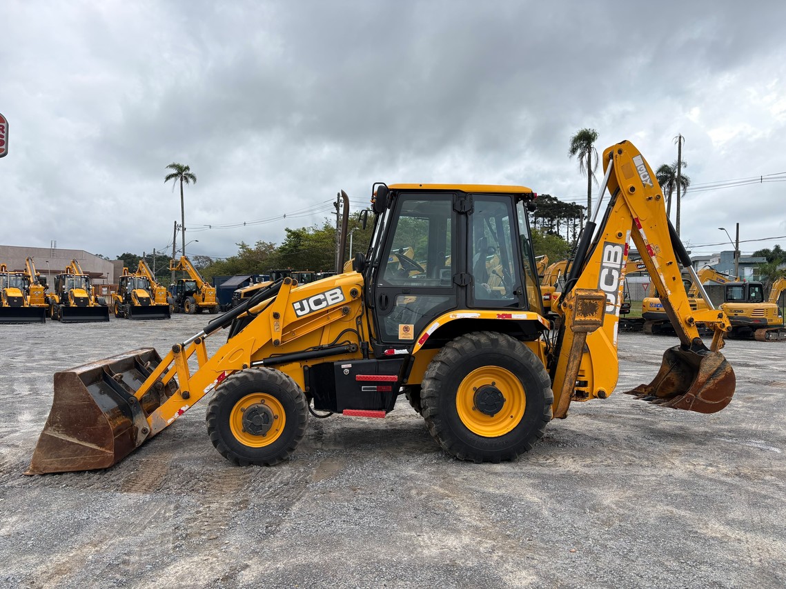 JCB 3CX - 19/19 2