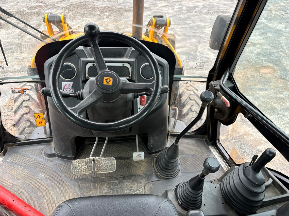 JCB 3CX - 19/19 3