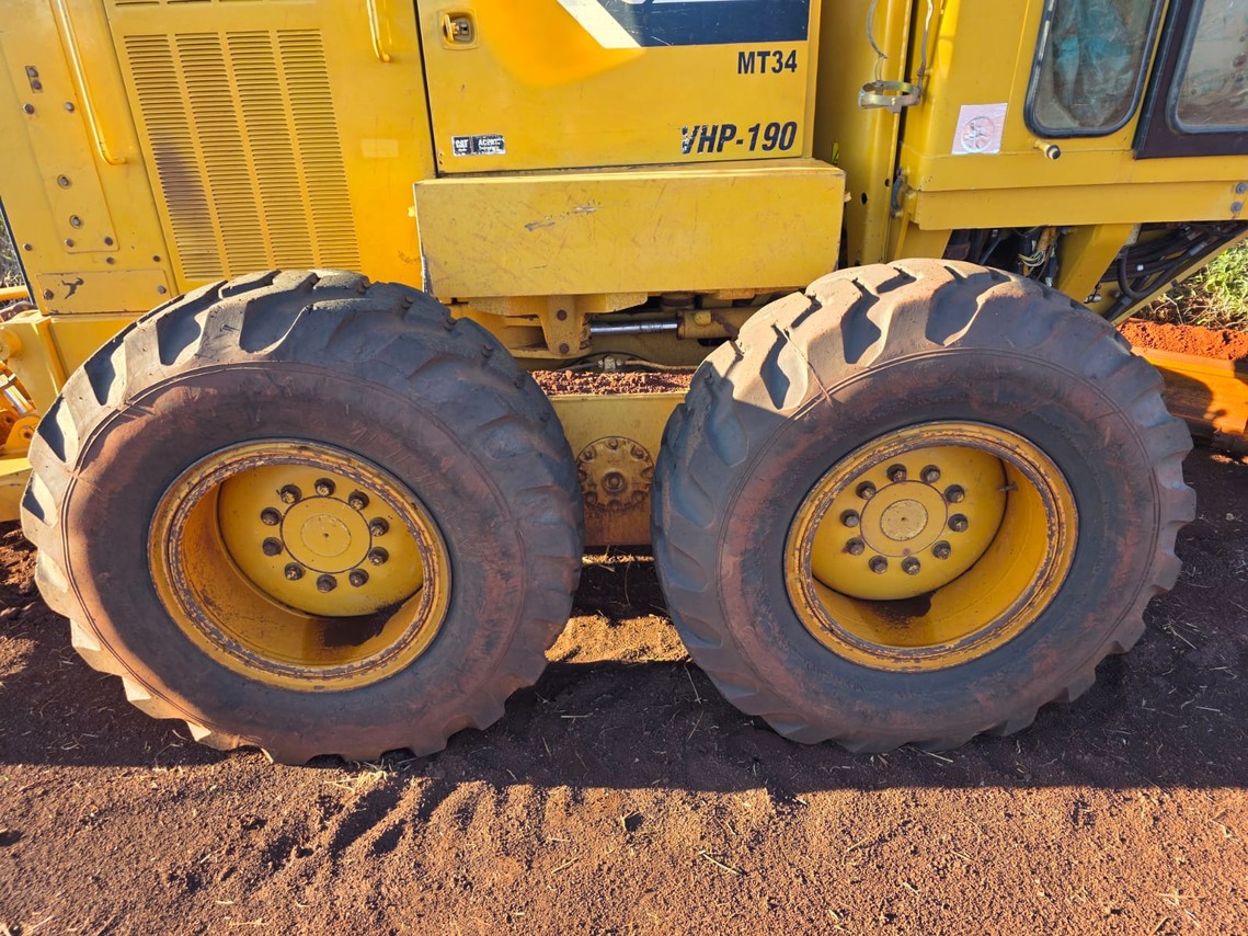 Caterpillar  140 - 13/13 12