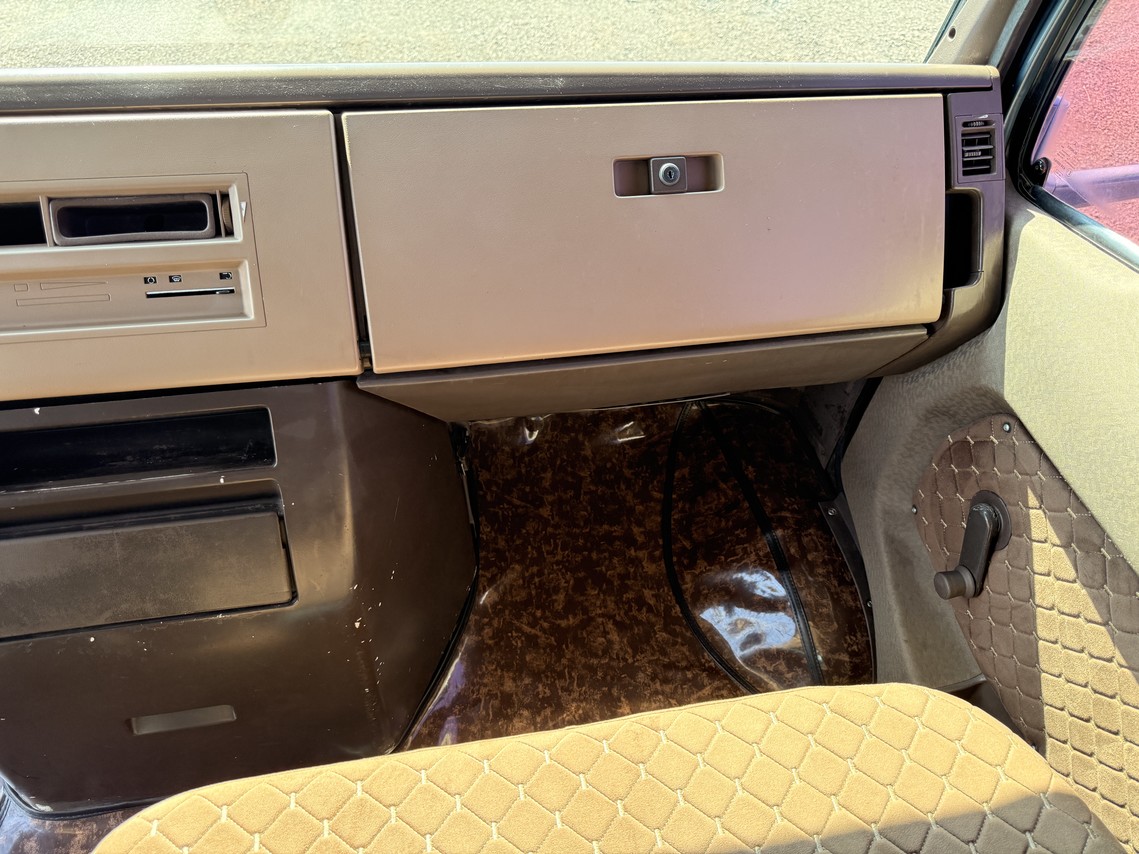 Mercedes Benz MB 709 - 90/91 14