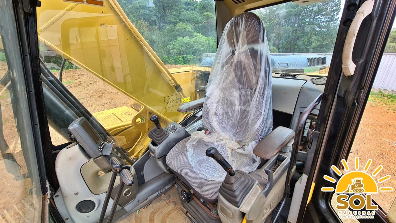 Caterpillar 320 DL - 09/09 11