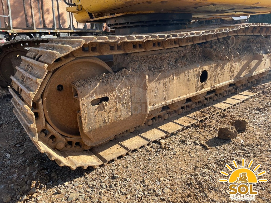 Komatsu PC130 - 16/16 9