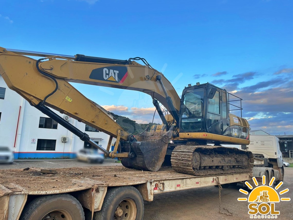 Caterpillar 320 DL - 12/12 4
