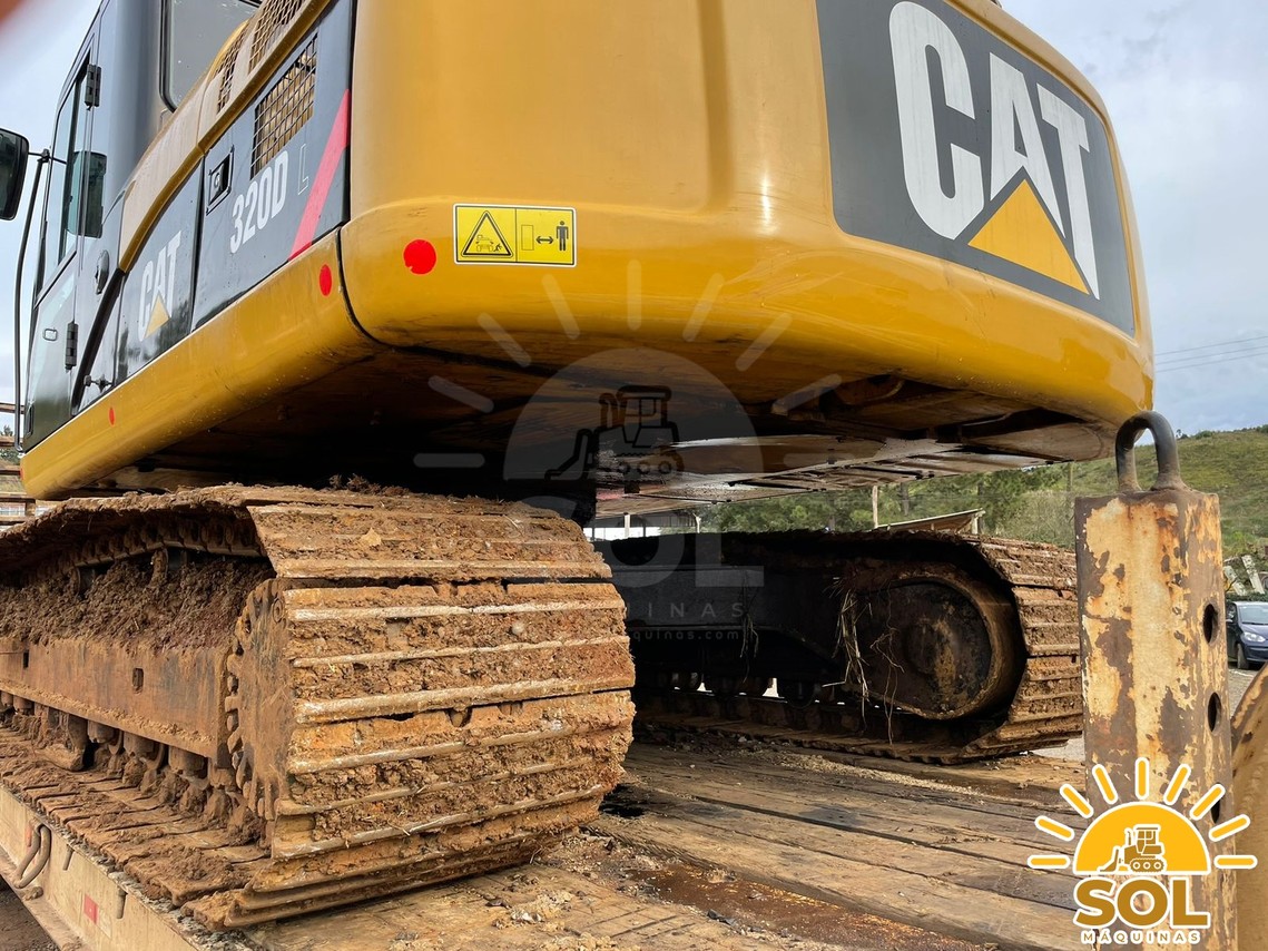 Caterpillar 320 DL - 12/12 7