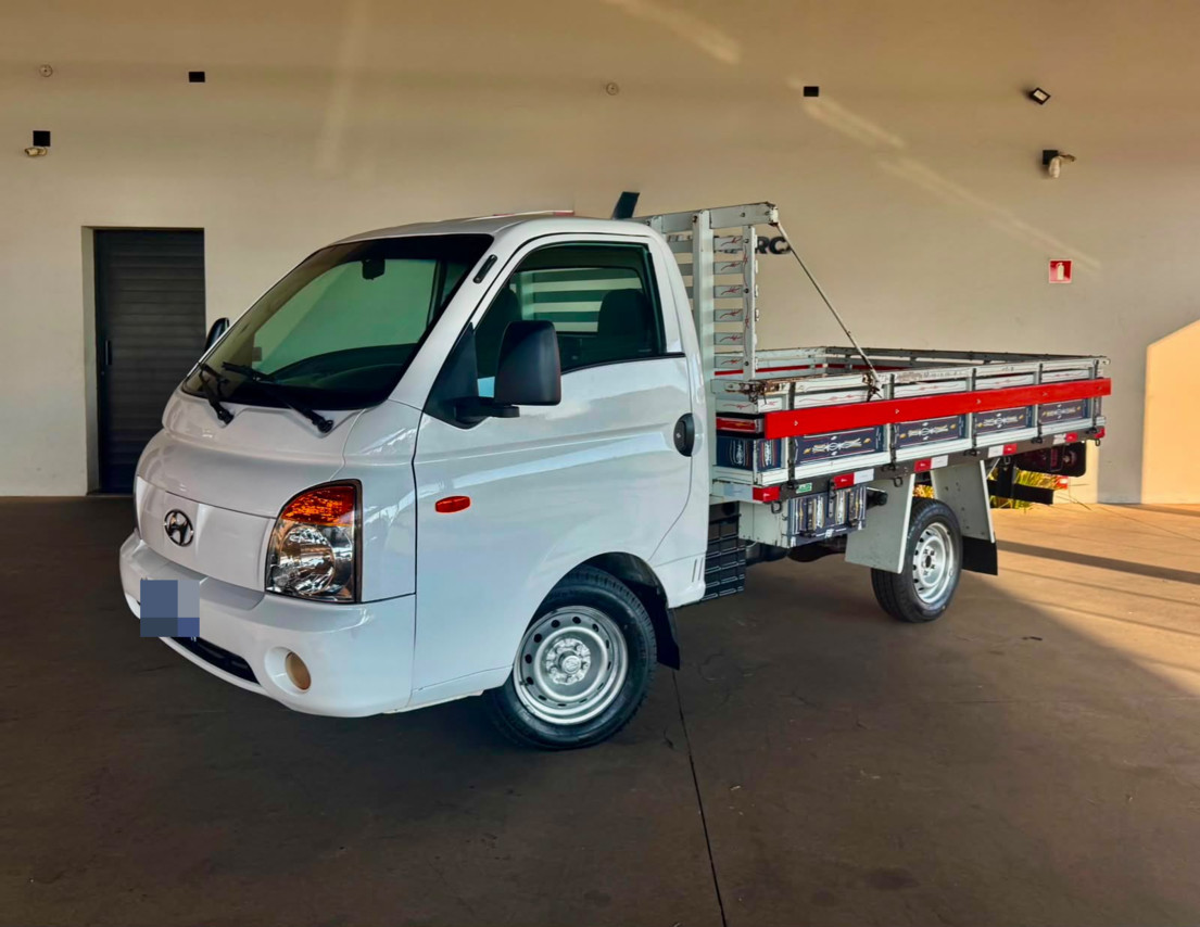 Hyundai HR - 12/12 3