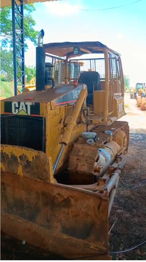 Caterpillar D4ESR - 96/96 7