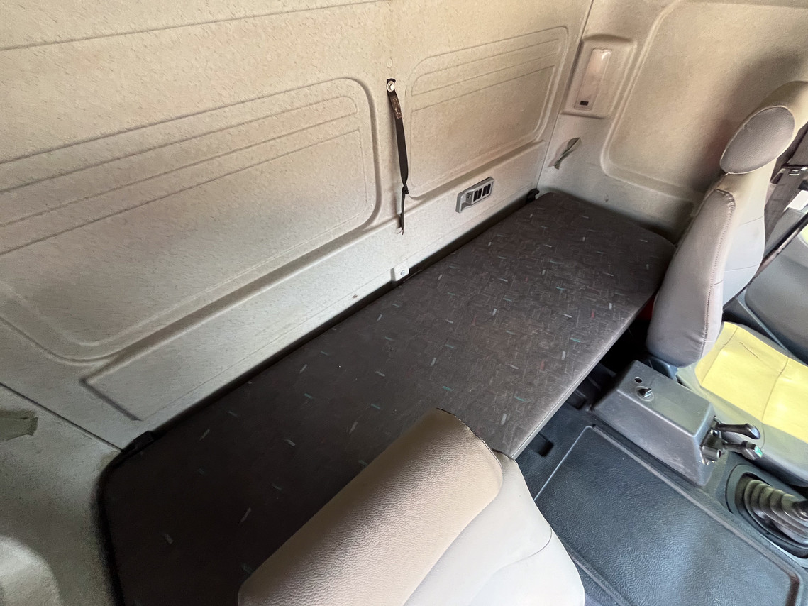 Mercedes Benz Atego 2425 - 08/09 2