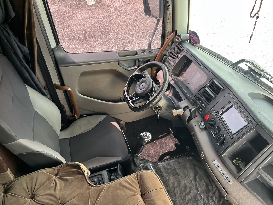 Volkswagen 25 390 - 12/13 13