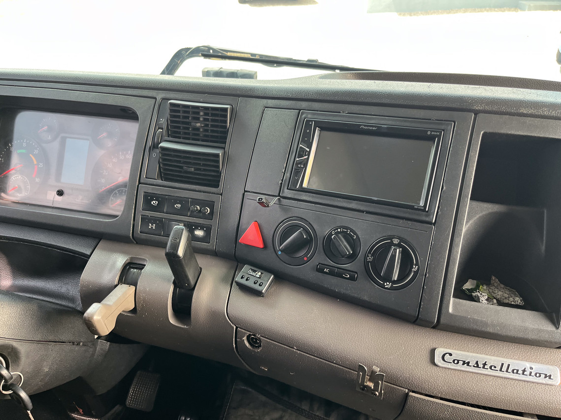 Volkswagen 25 390 - 12/13 14