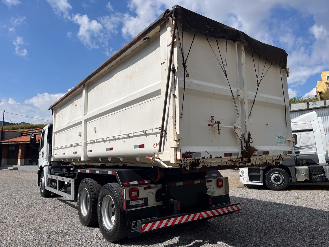 Volkswagen 24-280 E Constellation 6x2 - 22/23 11
