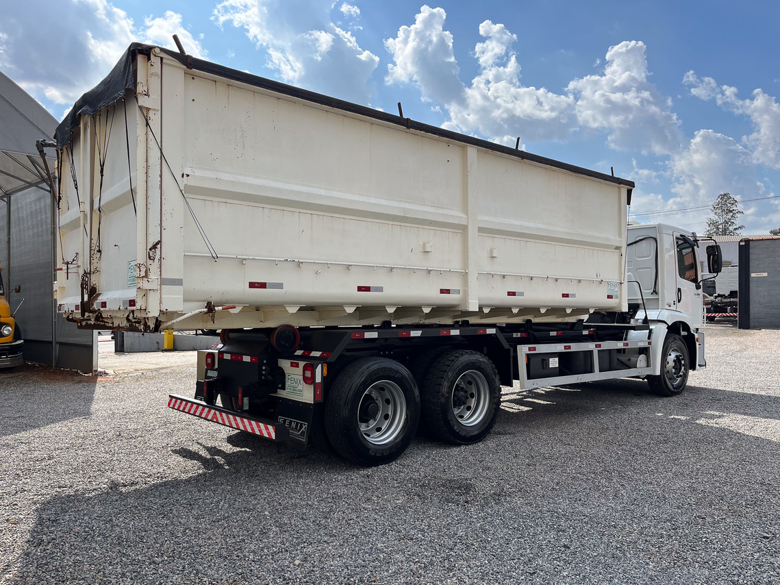 Volkswagen 24-280 E Constellation 6x2 - 22/23 12