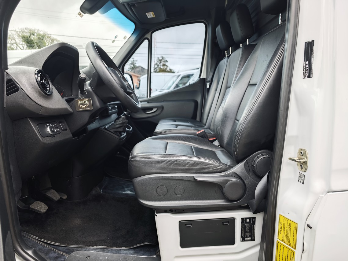 Mercedes Benz Sprinter 416 Furgão - 21/22 4
