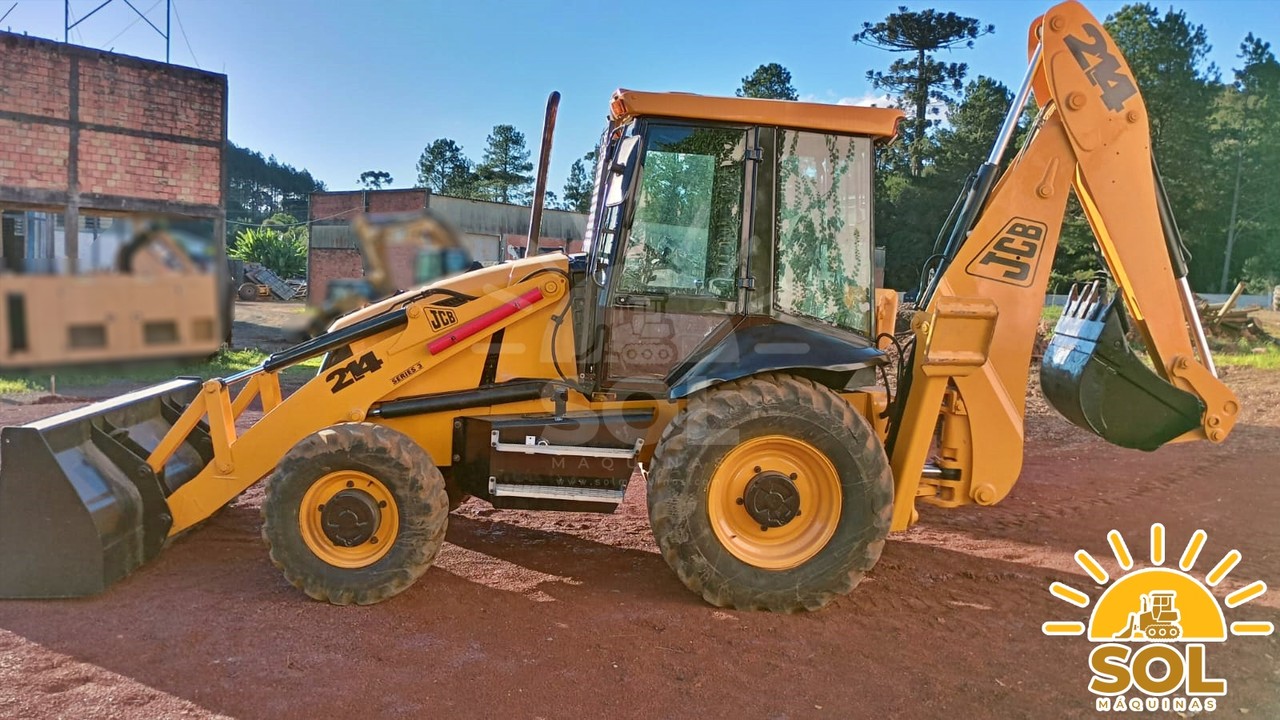 JCB 214 - 13/13 3