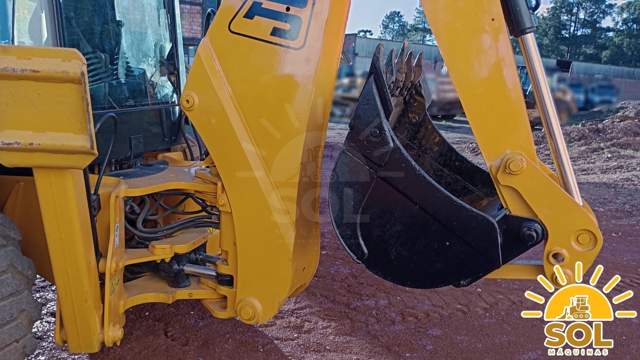 JCB 214 - 13/13 5