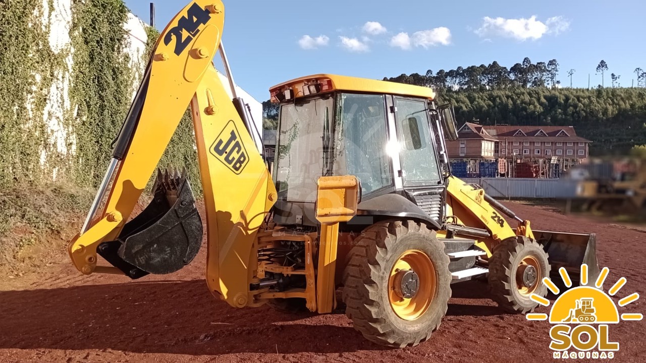 JCB 214 - 13/13 9