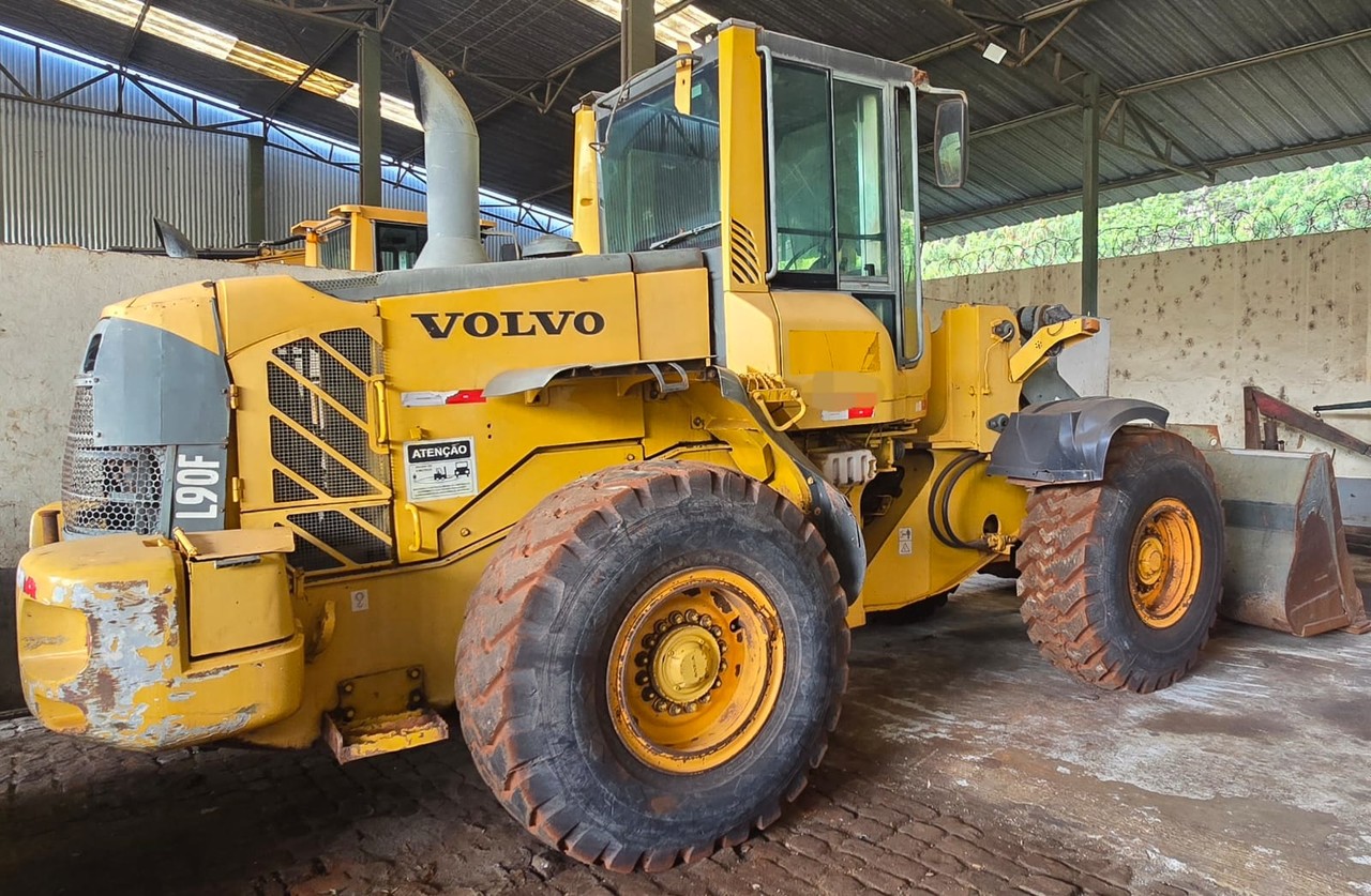 Volvo L90F - 10/10 8