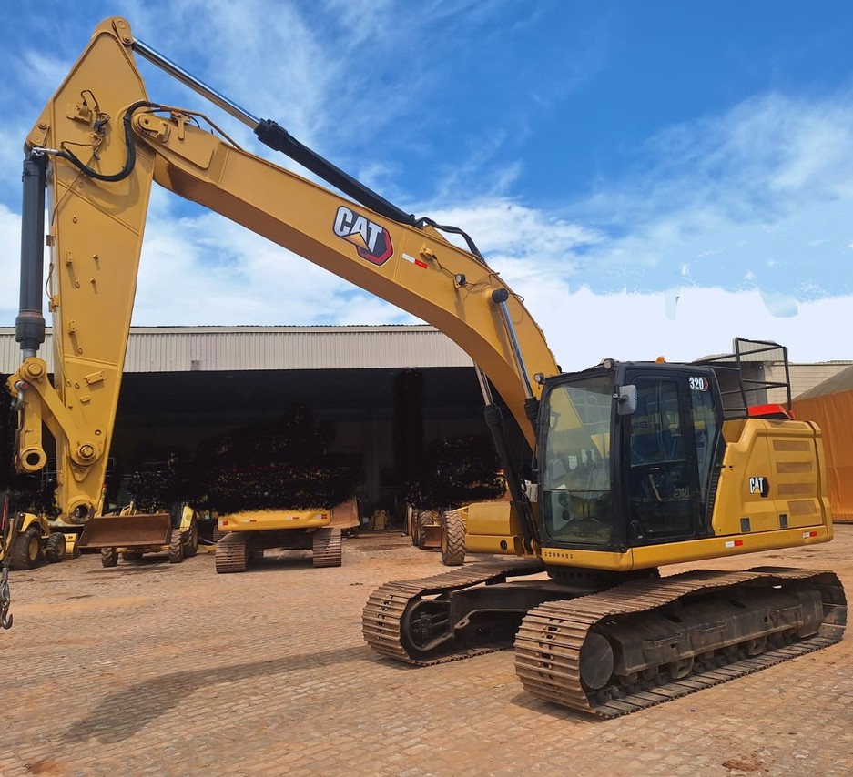 Caterpillar  320 - 21/21 3