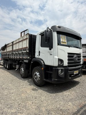 Caminhão Bitruck